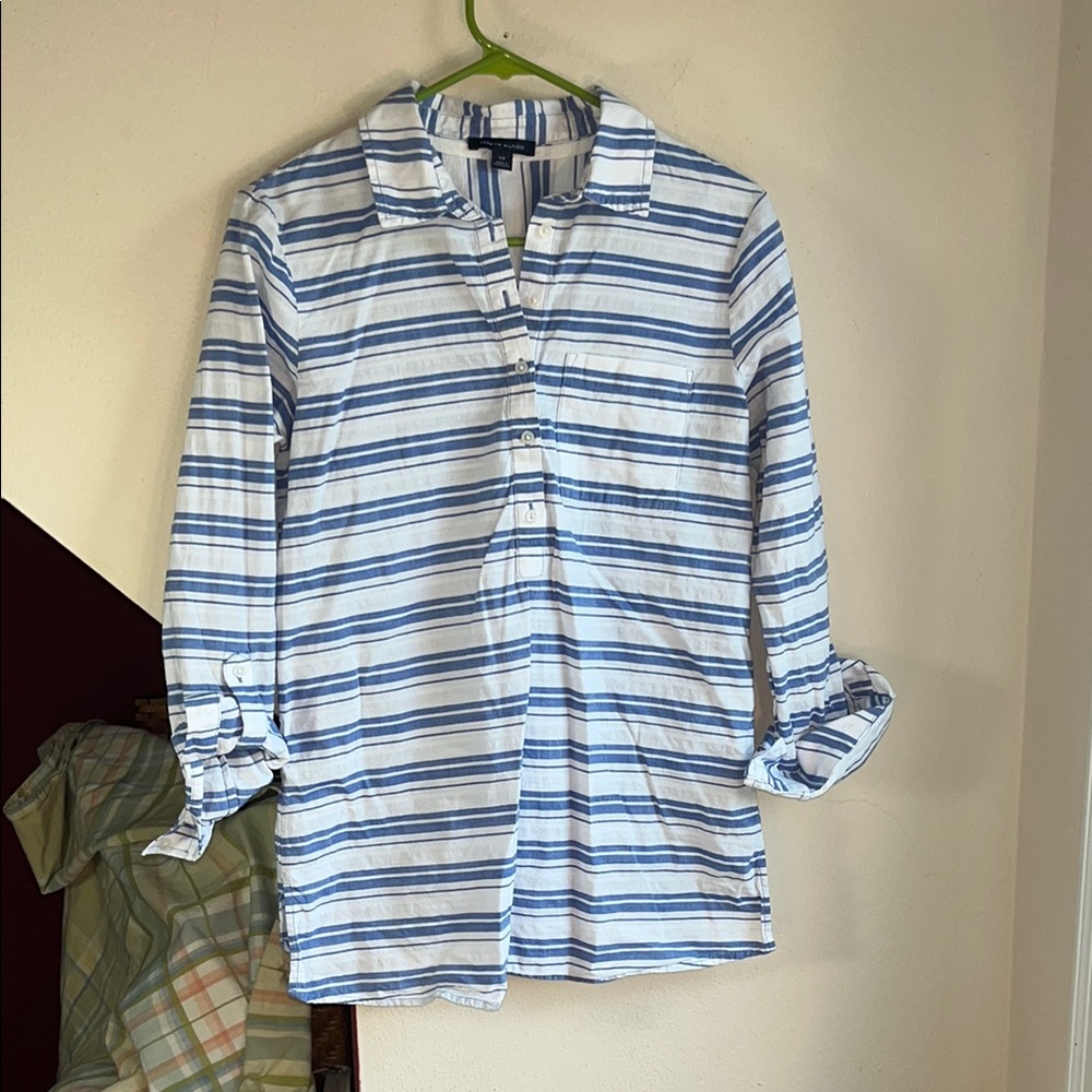 Tommy Hilfiger Blue‎ and White Striped Roll tab Sleeve 100%Cotton Blouse